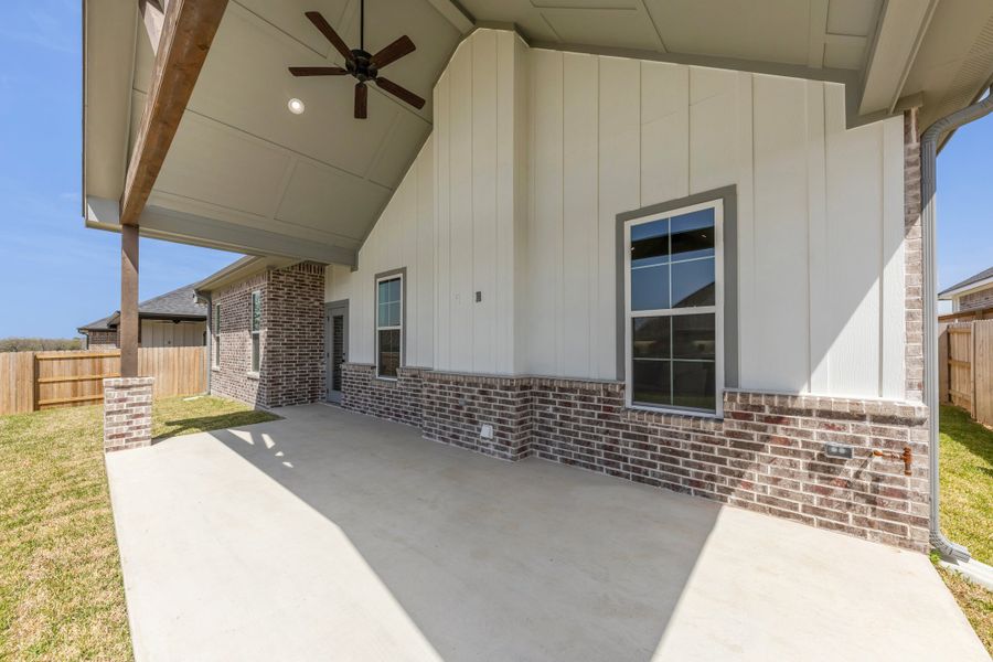 Representative exterior details of a home built from the The Maggie by Reece Homes in Harvest Meadows, Bryan (Image 4).