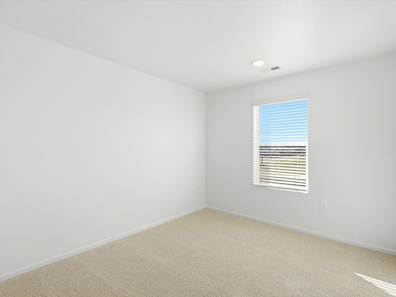Spacious, unfurnished interior of a new home in Meridian Ranch, Peyton (Image 15).