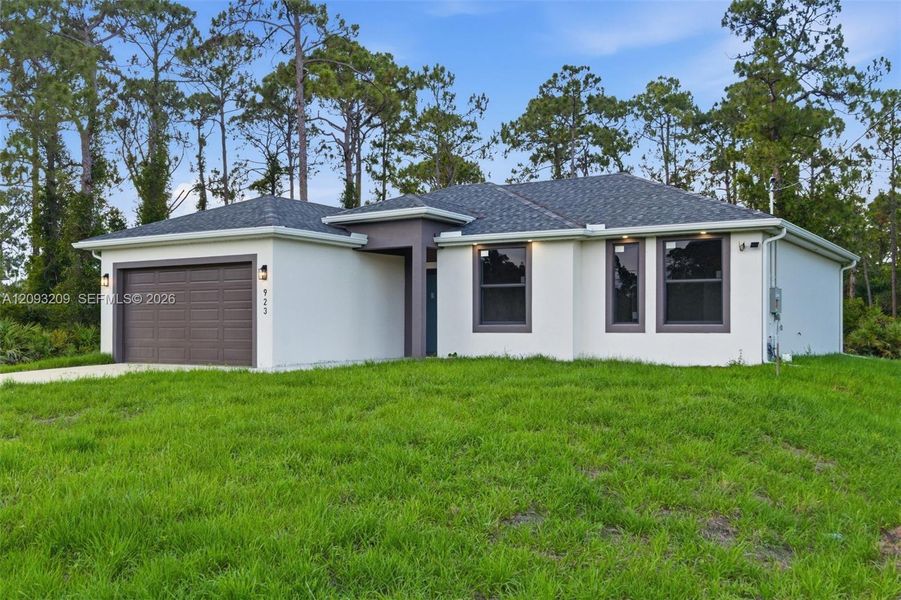 Exterior details and patio area of a home in , Lehigh Acres (Image 29).