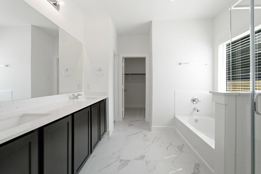 Furnished interior view inside a new home in Cielo, Conroe (Image 12).