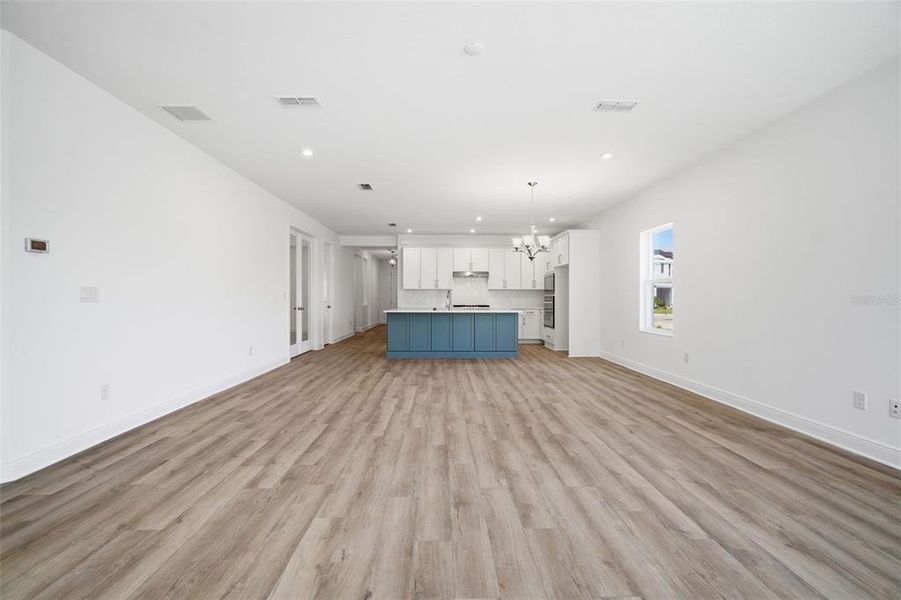 Spacious, unfurnished interior of a new home in Waterset, Apollo Beach (Image 43). Spacious, unfurnished interior of a new home in Waterset, Apollo Beach (Image 43).