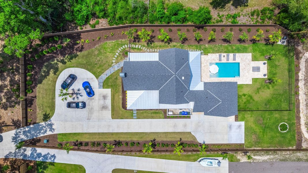 Image 90 of a home in .