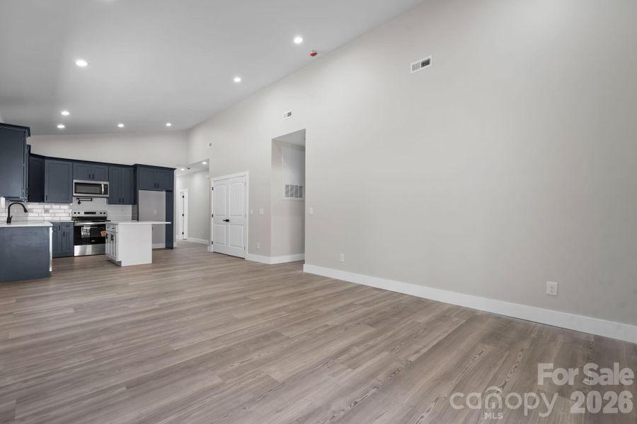 Spacious, unfurnished interior of a new home in , Lenoir (Image 22).