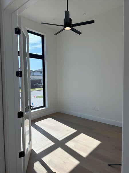 Spacious, unfurnished interior of a new home in Milky Way at River Place, Austin (Image 31).
