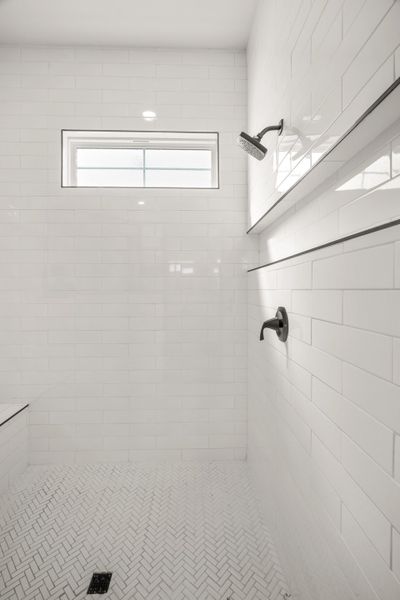 Close-up of interior finishes inside a home in Paseo Del Este Unit 9, El Paso (Image 13).