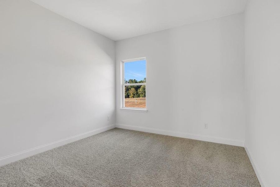 Spacious, unfurnished interior of a new home in Pickens Bluff, Hiram (Image 28).