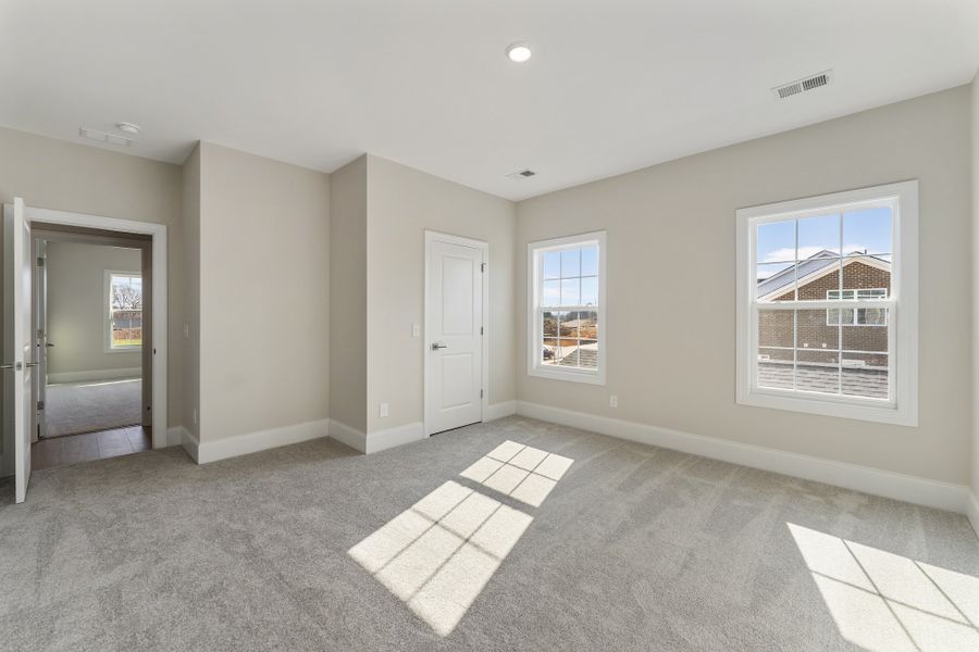 Spacious, unfurnished interior of a new home in Walnut Grove, Easley (Image 47).