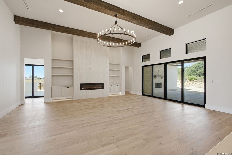 Spacious, unfurnished interior of a new home in , San Antonio (Image 34).