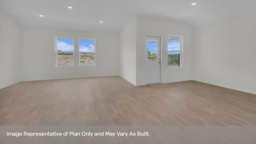 Spacious, unfurnished interior of a new home in Trace, San Marcos (Image 13).