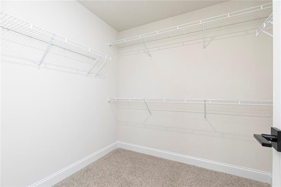 Spacious, unfurnished interior of a new home in Mount Tabor Pointe, Dallas (Image 21).