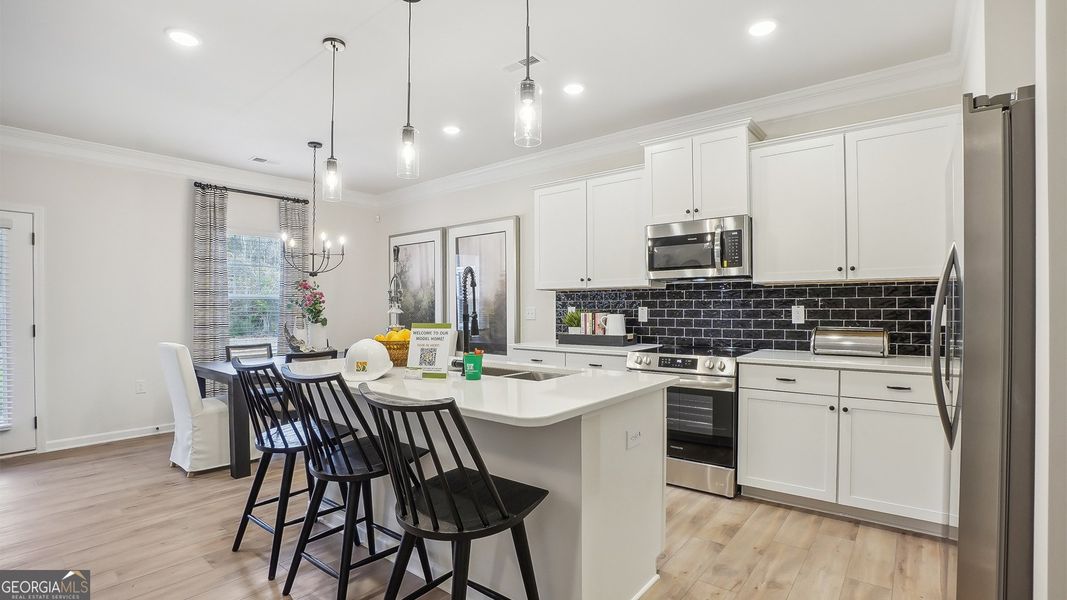Furnished interior view inside a new home in Cobblestone Crossing Commons, Warner Robins (Image 9). Furnished interior view inside a new home in Cobblestone Crossing Commons, Warner Robins (Image 9).