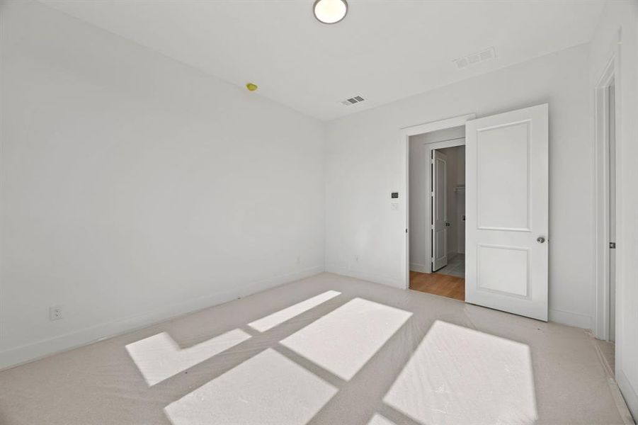 Spacious, unfurnished interior of a new home in North Square at Uptown, Celina (Image 27). Spacious, unfurnished interior of a new home in North Square at Uptown, Celina (Image 27).