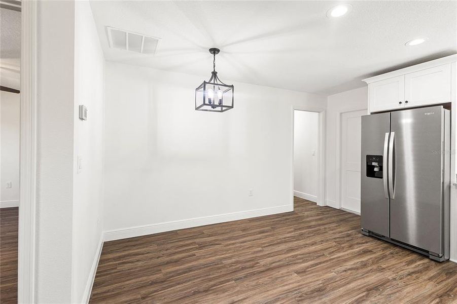 Spacious, unfurnished interior of a new home in , Williston (Image 27).