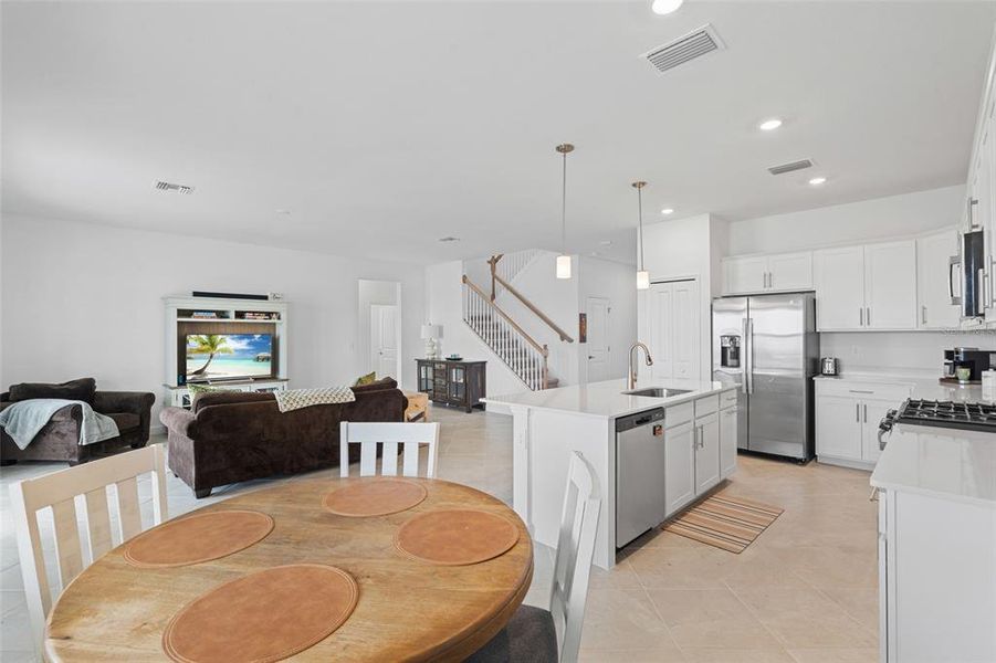 Furnished interior view inside a new home in Tuckers Cove: Villas, Punta Gorda (Image 36).