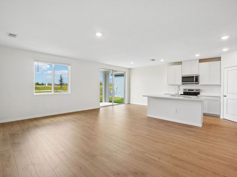Spacious, unfurnished interior of a new home in Salt Meadows - Classic Series, Parrish (Image 13).