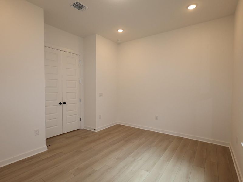 Spacious, unfurnished interior of a new home in Barksdale, Leander (Image 12). Spacious, unfurnished interior of a new home in Barksdale, Leander (Image 12).