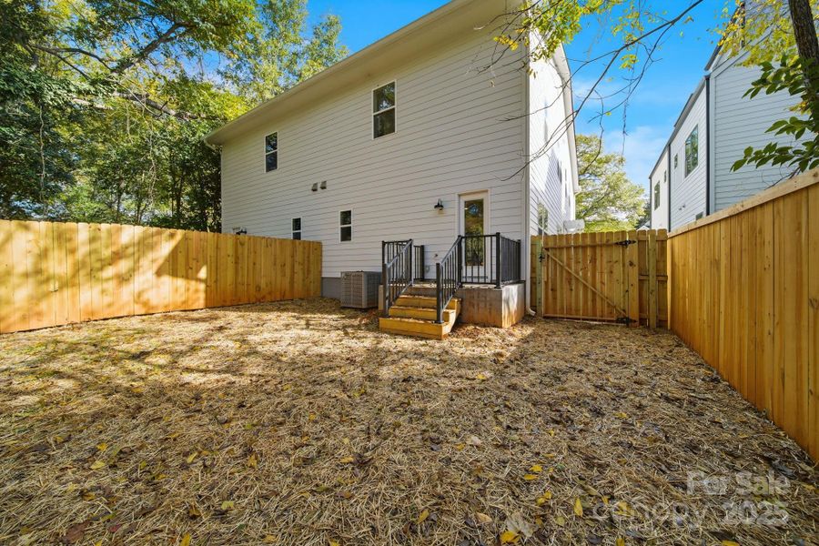 Exterior details and patio area of a home in , Charlotte (Image 32).