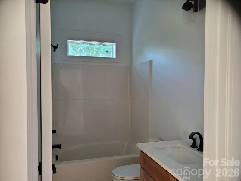 Image 19 of a home in .