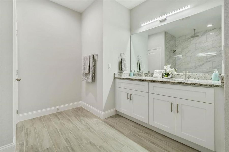 Furnished interior view inside a new home in , Kissimmee (Image 11).