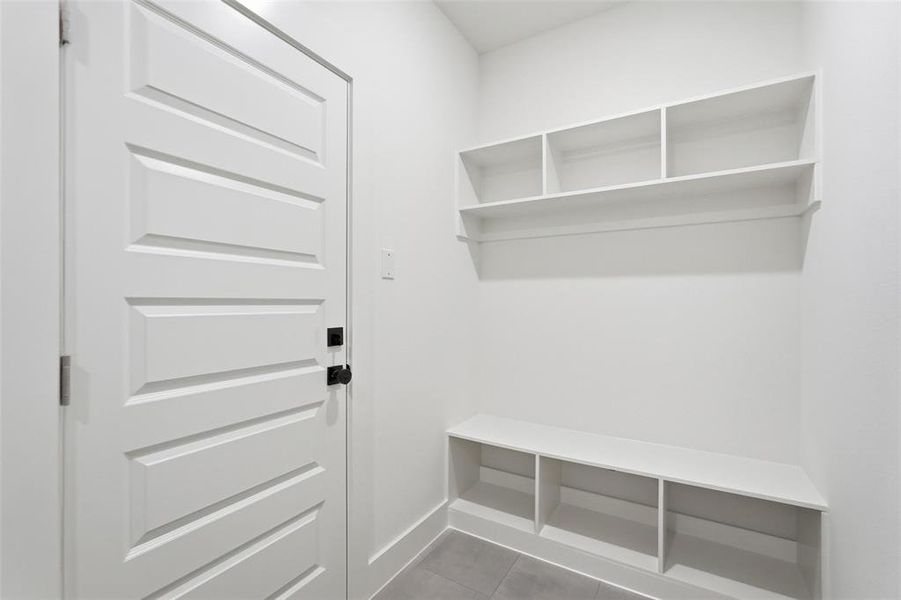 Spacious, unfurnished interior of a new home in , Dallas (Image 26).