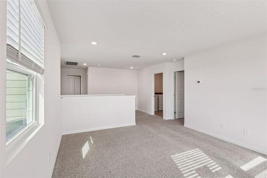 Spacious, unfurnished interior of a new home in Crosswinds - Signature Series, Haines City (Image 23).