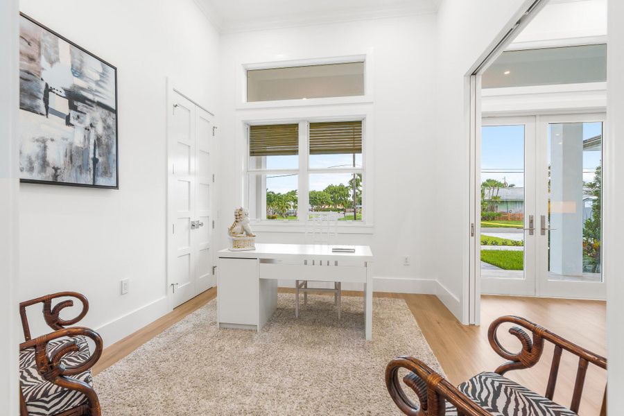 Furnished interior view inside a new home in , Boynton Beach (Image 31). Furnished interior view inside a new home in , Boynton Beach (Image 31).