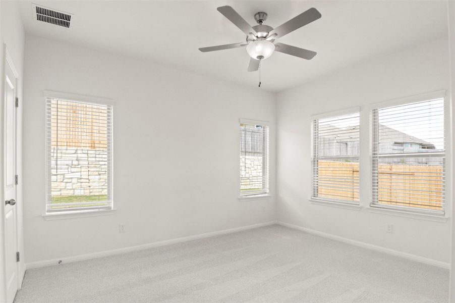 Spacious, unfurnished interior of a new home in Crosswinds, Kyle (Image 26).