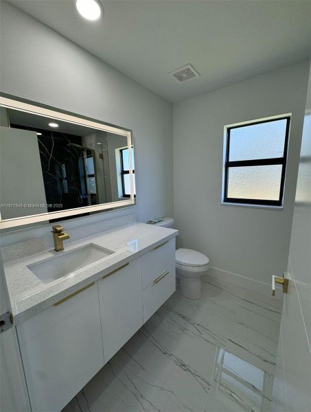 Furnished interior view inside a new home in , Lehigh Acres (Image 6).