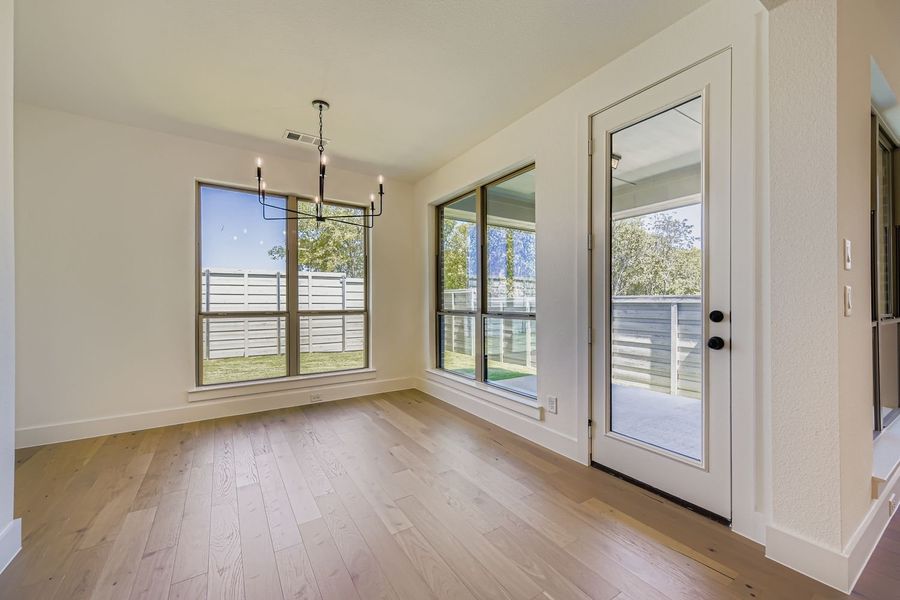 11312 Canopy Trail dining room