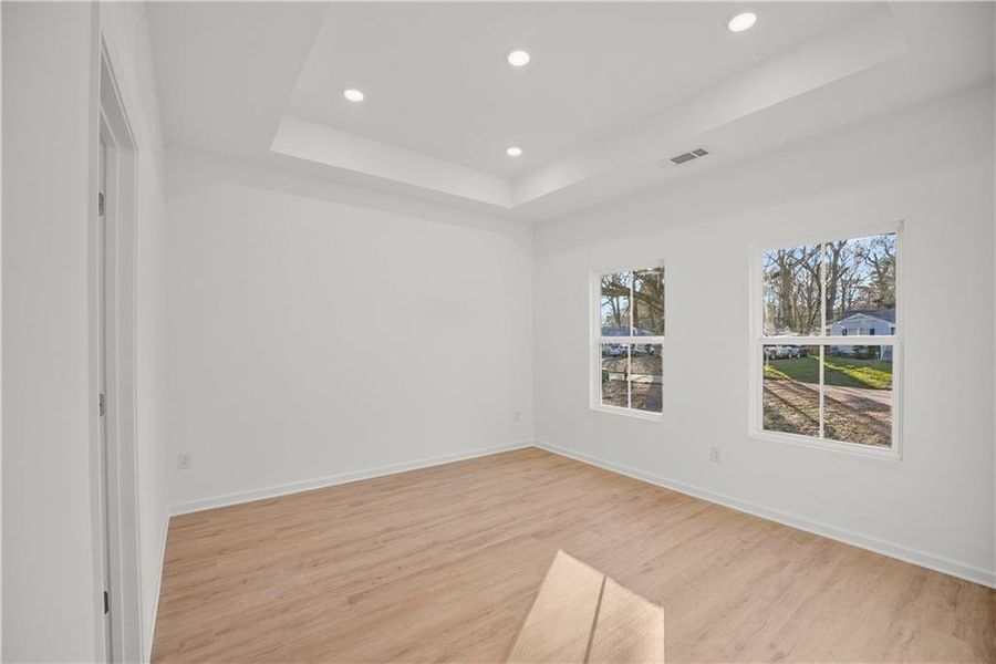 Spacious, unfurnished interior of a new home in , Atlanta (Image 25). Spacious, unfurnished interior of a new home in , Atlanta (Image 25).