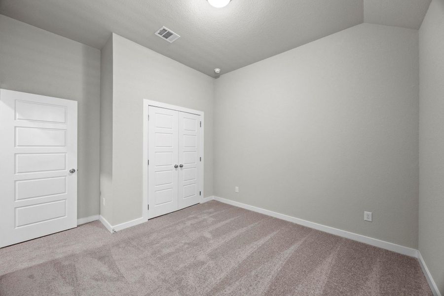 Spacious, unfurnished interior of a new home in Lakeside at Tessera, Lago Vista (Image 20). Spacious, unfurnished interior of a new home in Lakeside at Tessera, Lago Vista (Image 20).