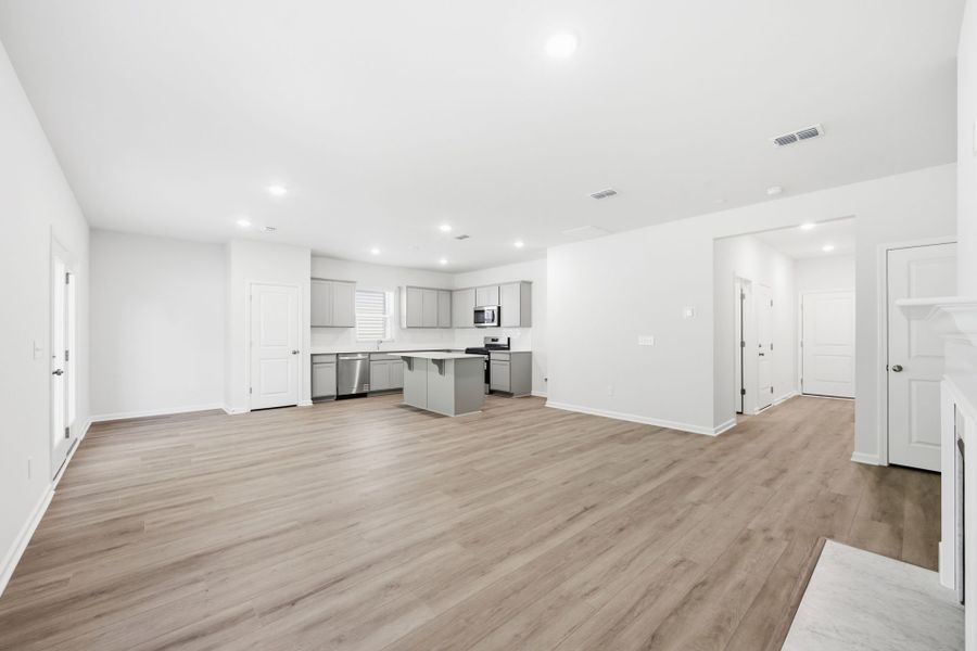 Spacious, unfurnished interior of a new home in Grand Arbor, Blythewood (Image 13). Spacious, unfurnished interior of a new home in Grand Arbor, Blythewood (Image 13).