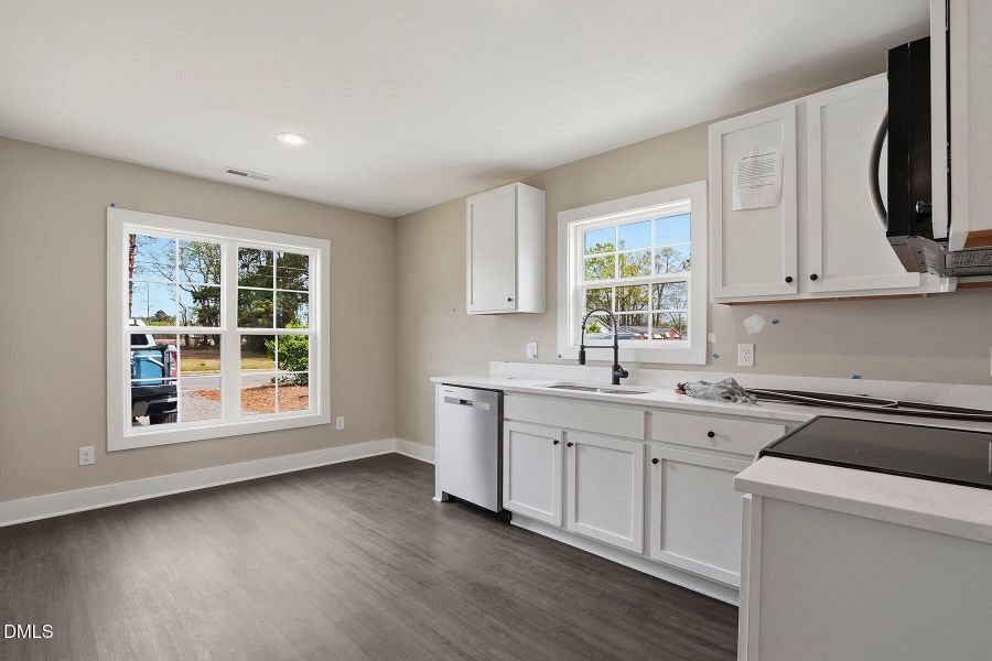 203 Booker St-64