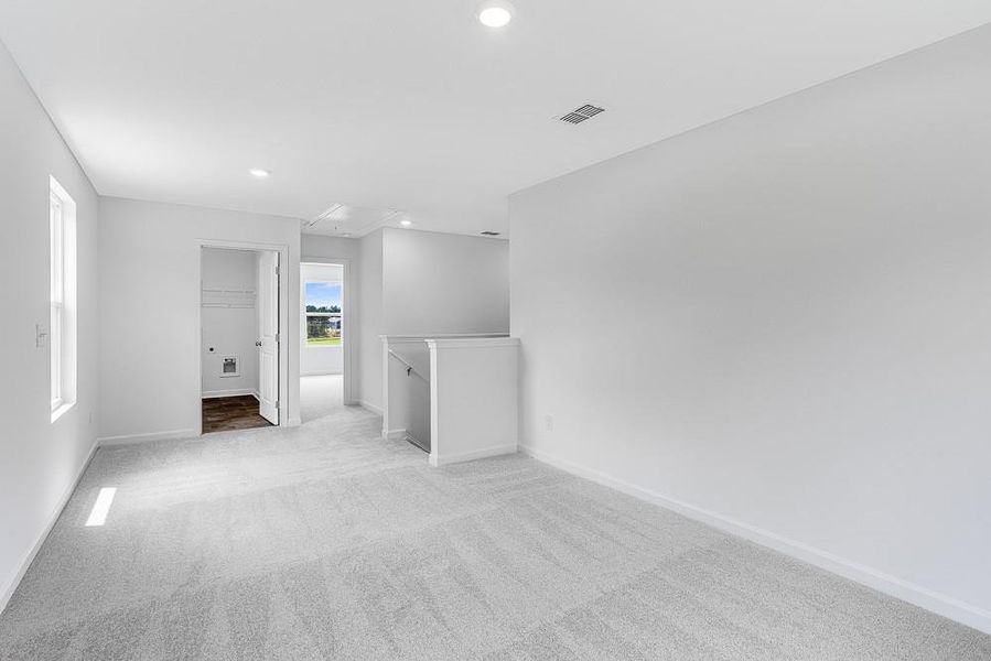 Spacious, unfurnished interior of a new home in Heritage River, Euharlee (Image 21). Spacious, unfurnished interior of a new home in Heritage River, Euharlee (Image 21).