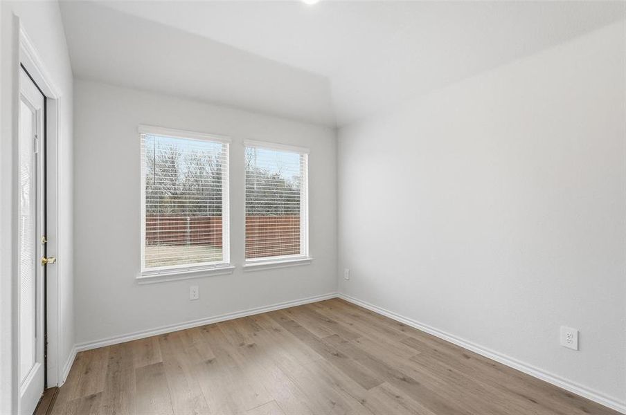 Spacious, unfurnished interior of a new home in , Princeton (Image 23).