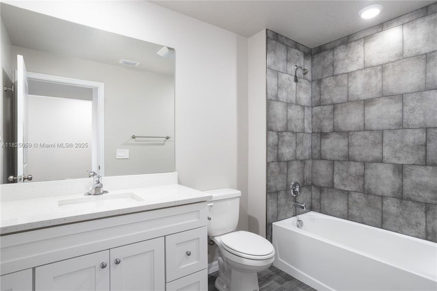 Furnished interior view inside a new home in , Palm Bay (Image 9).