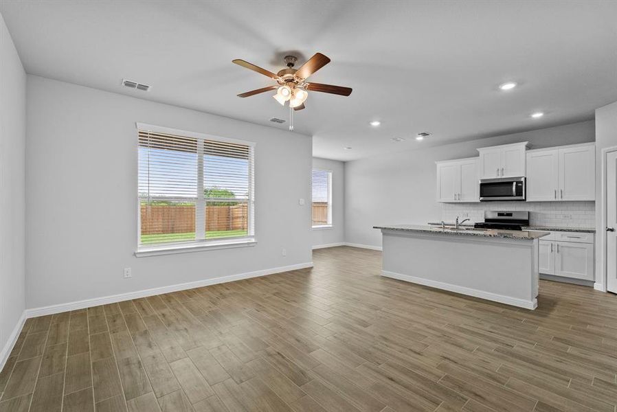 Spacious, unfurnished interior of a new home in Terra Trace, Fort Worth (Image 13).