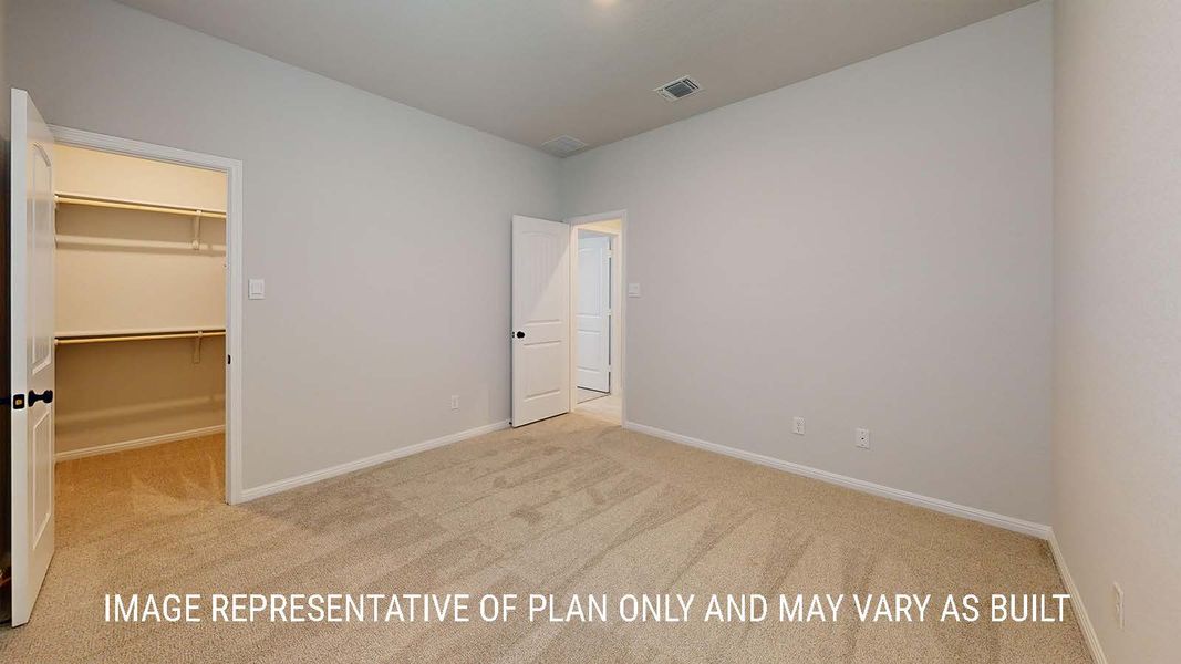 Spacious, unfurnished interior of a new home in Sterling Meadows, Salado (Image 26).