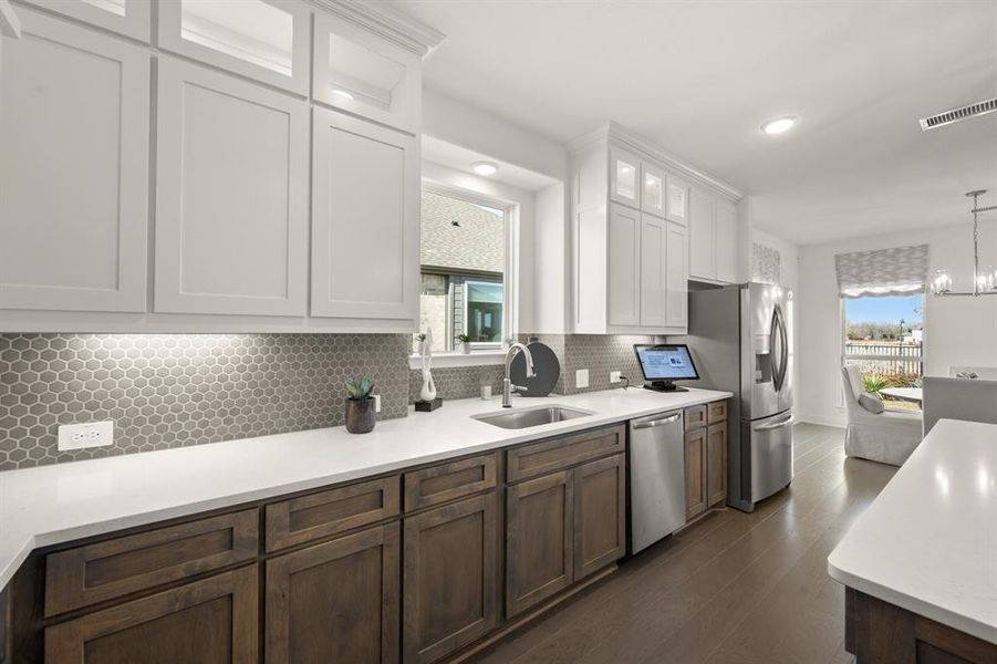 613 Majestic Oak- Kitchen-4 613 Majestic Oak- Kitchen-4