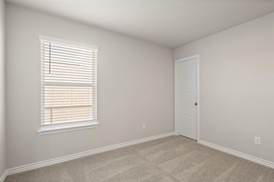 Spacious, unfurnished interior of a new home in Rocky Creek Crossing, Fort Worth (Image 11). Spacious, unfurnished interior of a new home in Rocky Creek Crossing, Fort Worth (Image 11).