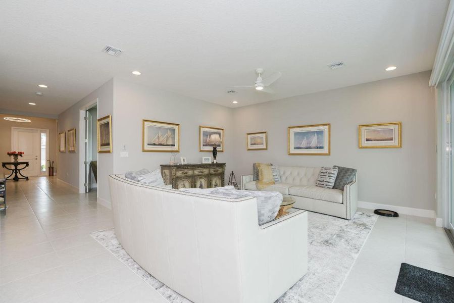 27-web-or-mls-iPixx_01_7