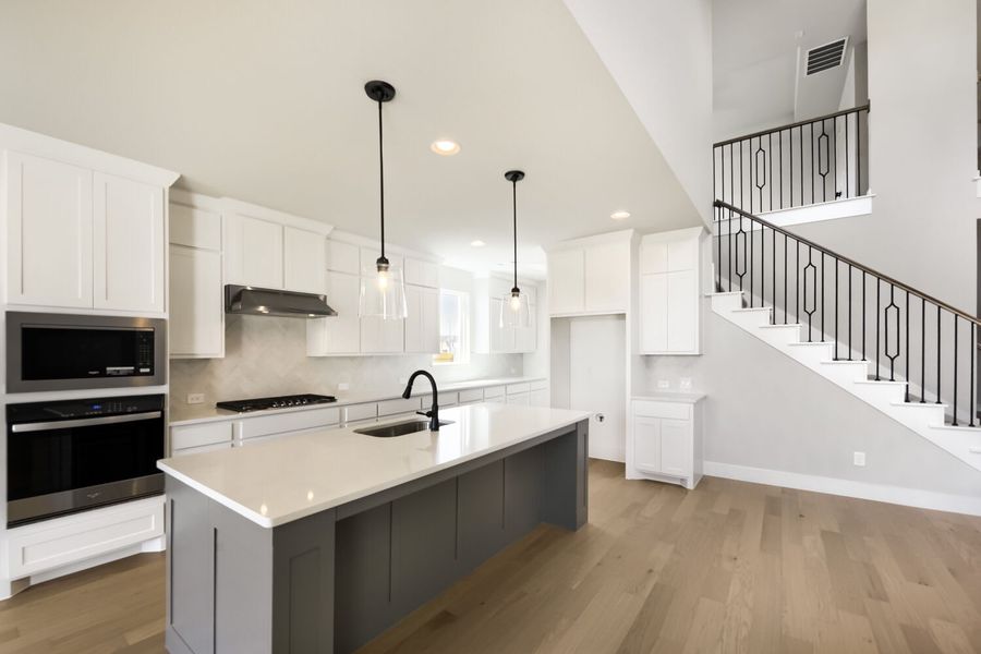 9809 Morning Cloak - Kitchen