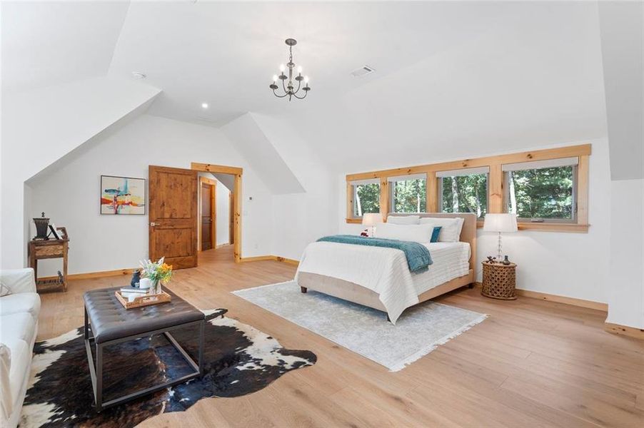 Furnished interior view inside a new home in , Jasper (Image 33).