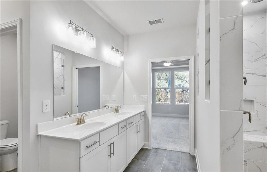 Furnished interior view inside a new home in Del Webb at Lake Oconee, Greensboro (Image 4).