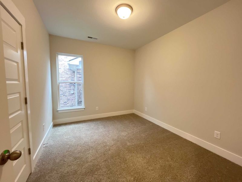 Spacious, unfurnished interior of a new home in Westfield Garden Homes, Gallatin (Image 10).