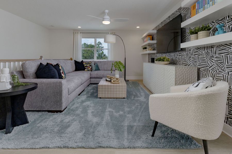 Sims second floor flex space