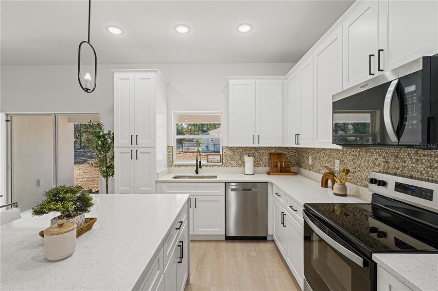 Furnished interior view inside a new home in , Citrus Springs (Image 7).