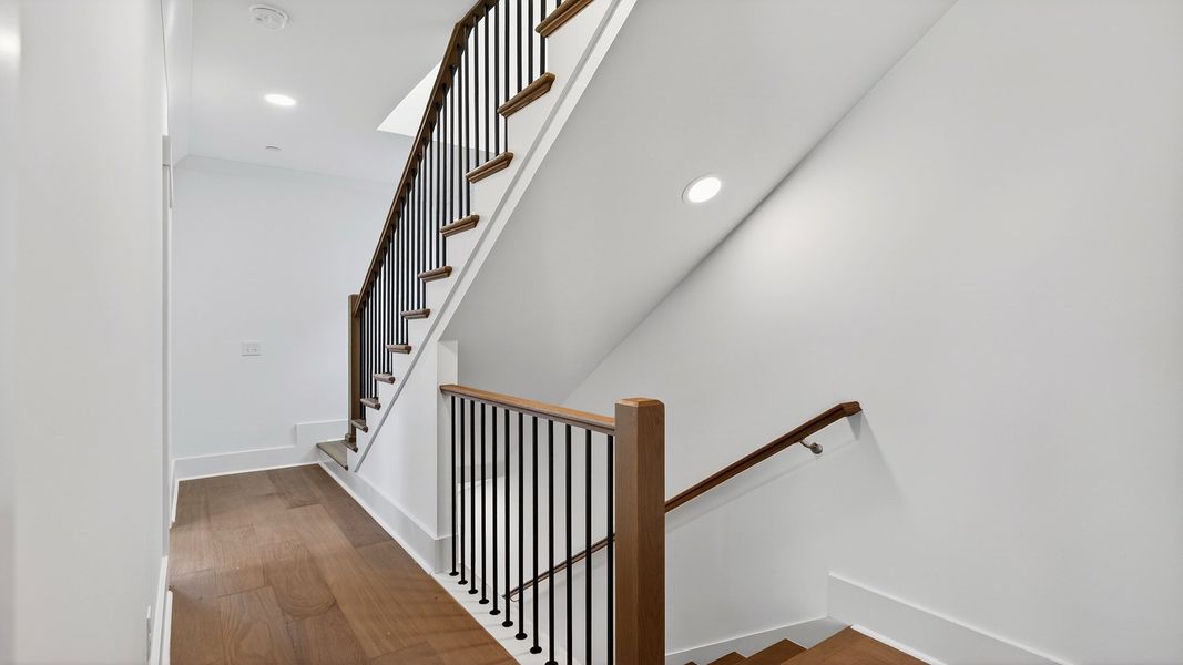 Representative furnished interior of a home built from the Seabrook by DRB Homes in Grants Court, Charleston (Image 8).