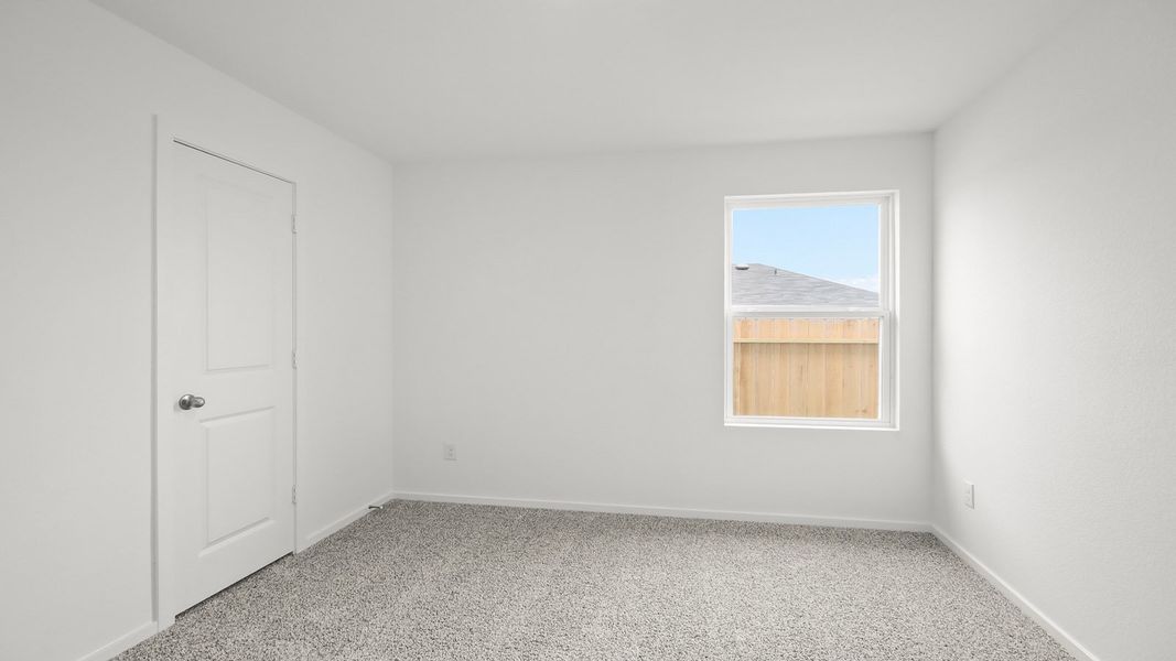 Representative unfurnished interior of a home built from the Huntsville by D.R. Horton in Mill Creek, Magnolia (Image 19).