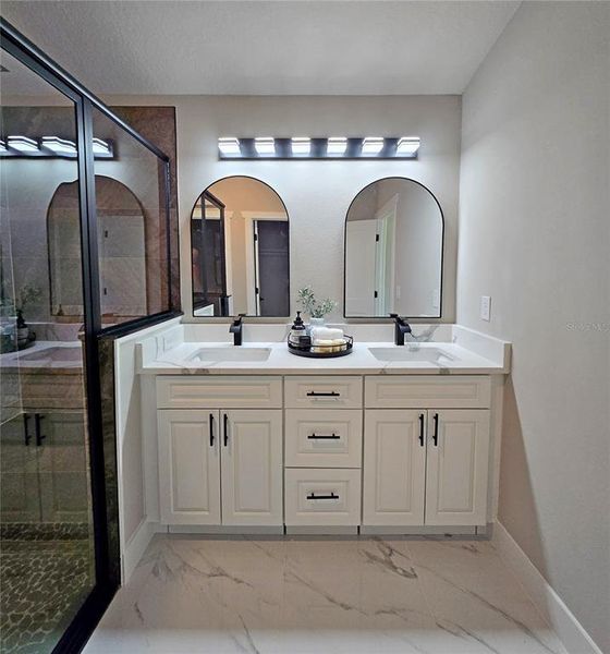 Furnished interior view inside a new home in , Sebring (Image 8).